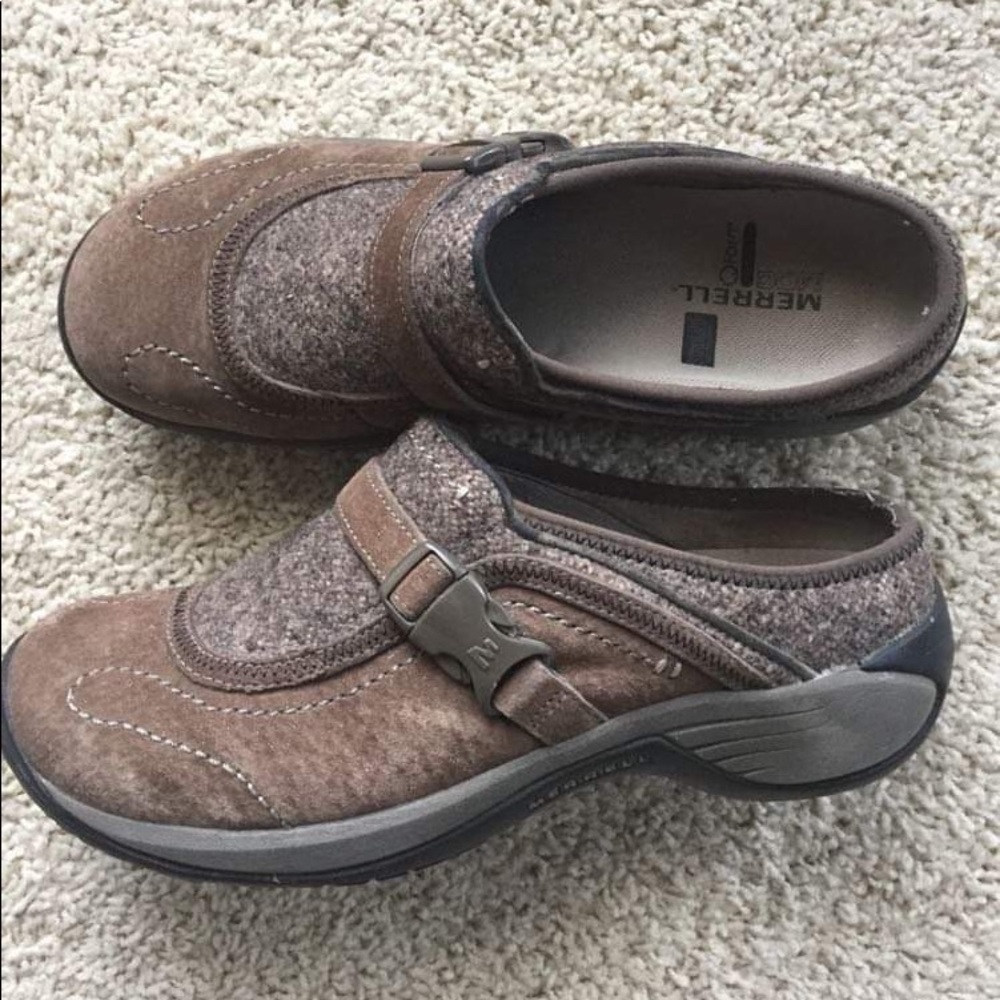 Merrell Brown Clogs 8.5